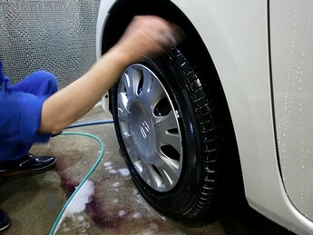 タイヤの洗浄
