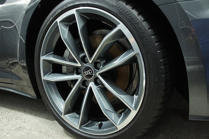 ホイールコート施工済み